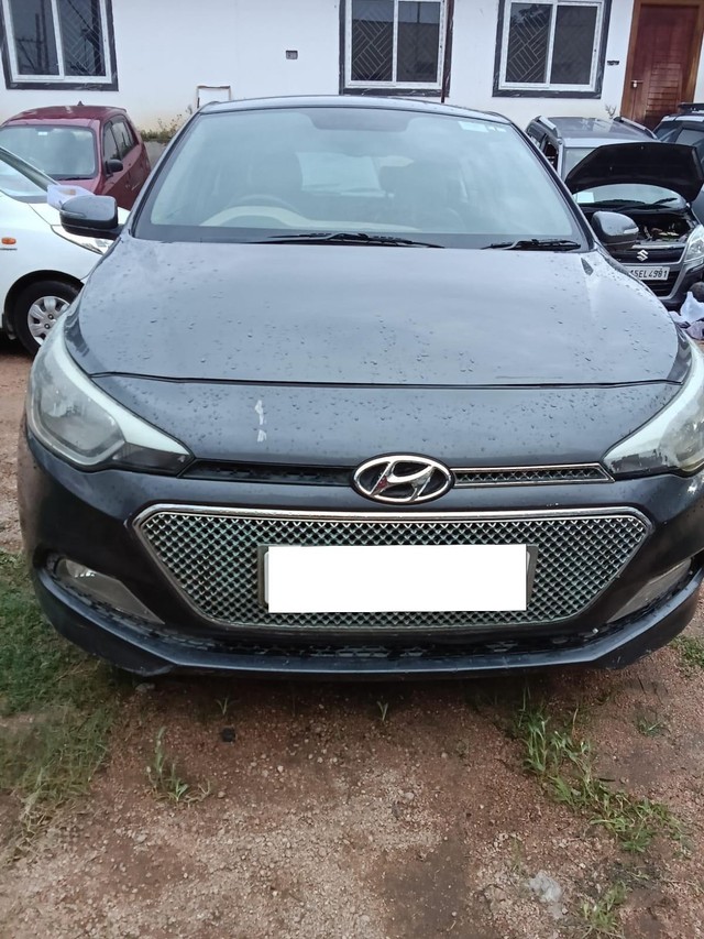 Hyundai i20 Asta 1.2 Second-hand 2016 Hyundai i20 Asta 1.2 for sale in Secunderabad-0