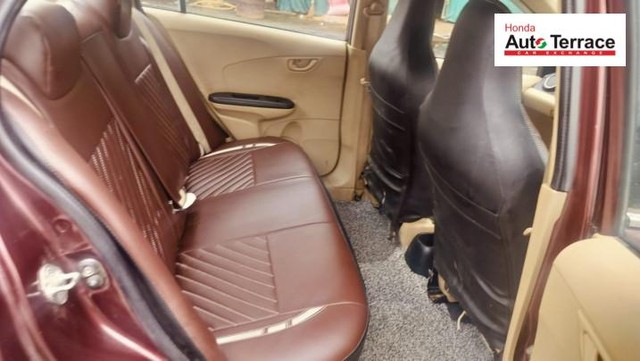 Second-hand 2015 Honda Amaze S Diesel for sale in Varanasi-4