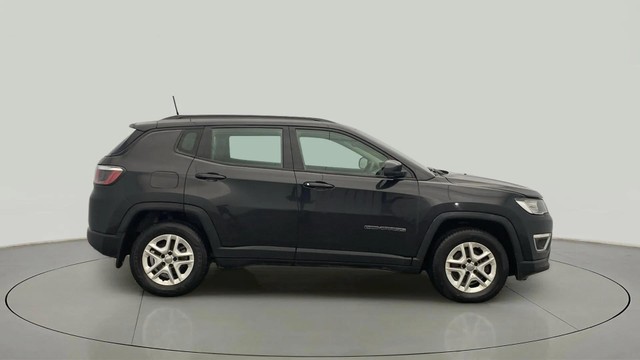 Second-hand 2019 Jeep Compass 2.0 Sport Plus BSIV for sale in Lucknow-12