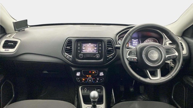 Second-hand 2019 Jeep Compass 2.0 Sport Plus BSIV for sale in Lucknow-21
