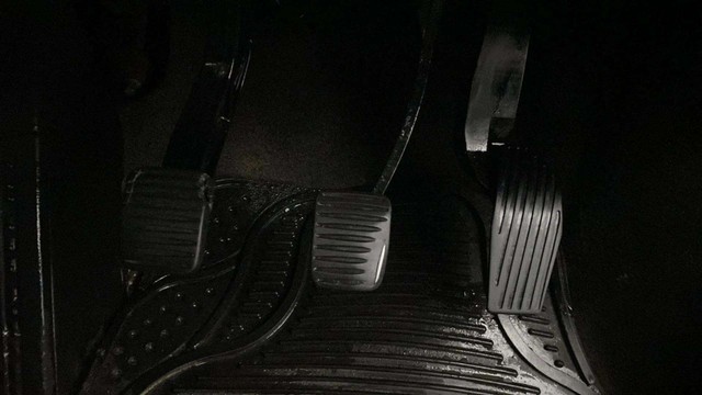 Second-hand 2019 Jeep Compass 2.0 Sport Plus BSIV for sale in Lucknow-24