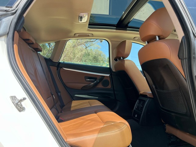 Second-hand 2014 BMW 3 Series GT 320d Luxury Line for sale in Bangalore-11