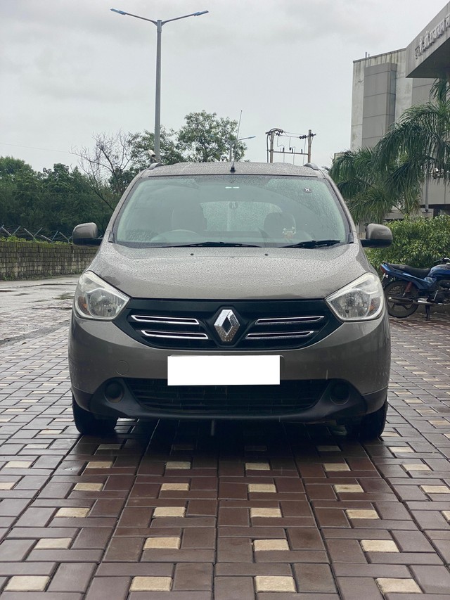 Second-hand 2015 Renault Lodgy 85PS RxZ for sale in Pune-3
