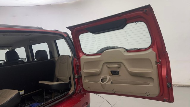 Second-hand 2017 Mahindra TUV 300 T10 Dual Tone for sale in Hyderabad-28