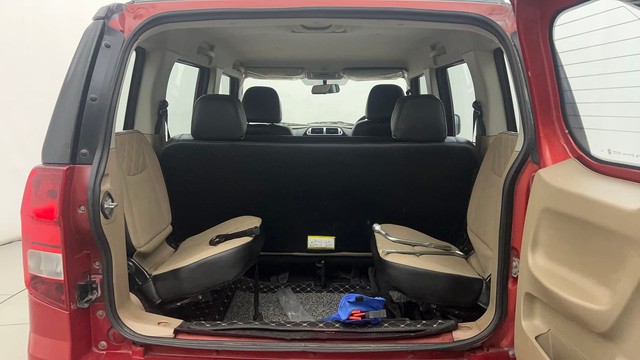 Second-hand 2017 Mahindra TUV 300 T10 Dual Tone for sale in Hyderabad-9