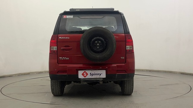 Second-hand 2017 Mahindra TUV 300 T10 Dual Tone for sale in Hyderabad-4