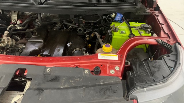 Second-hand 2017 Mahindra TUV 300 T10 Dual Tone for sale in Hyderabad-35