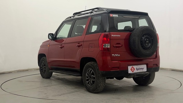 Second-hand 2017 Mahindra TUV 300 T10 Dual Tone for sale in Hyderabad-5
