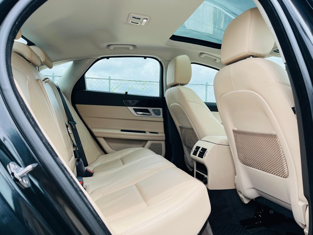 Second-hand 2016 Jaguar XF 2.0 Diesel Prestige for sale in Bangalore-6