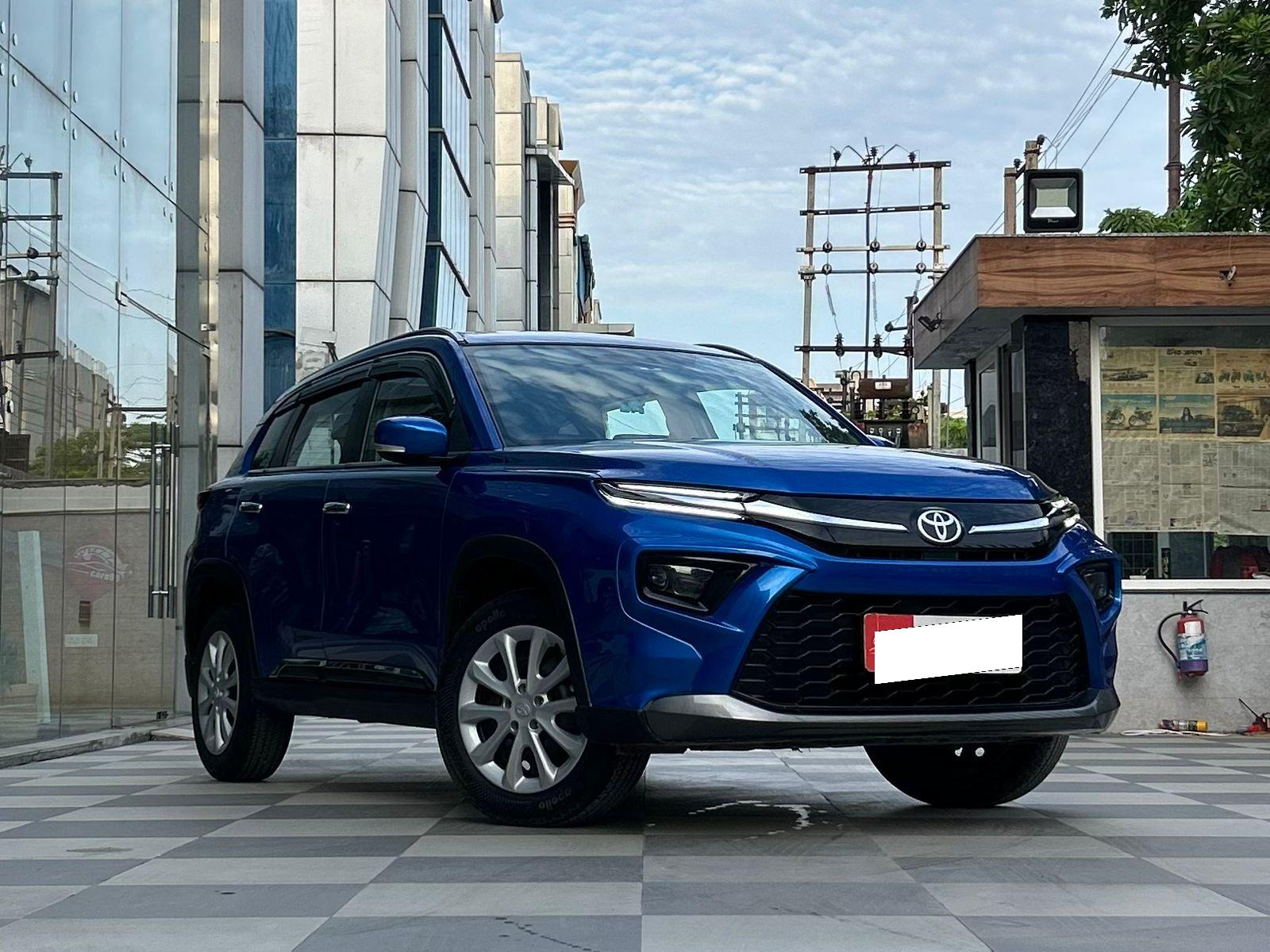 Used Toyota Hyryder E Car in Noida, 2023 Model - Find Best Deals ...