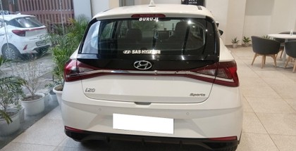 Second-hand 2023 Hyundai i20 Sportz for sale in Lucknow