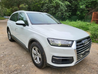 Audi Q7 45 TDI Quattro Premium Plus Second-hand 2017 Audi Q7 45 TDI Quattro Premium Plus for sale in New Delhi