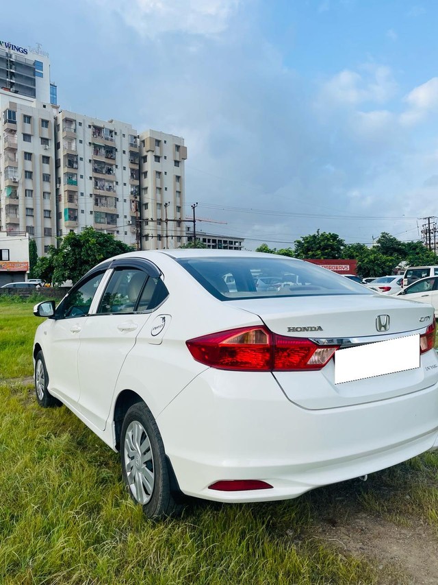 Second-hand 2016 Honda City i DTec E for sale in Rajkot-8