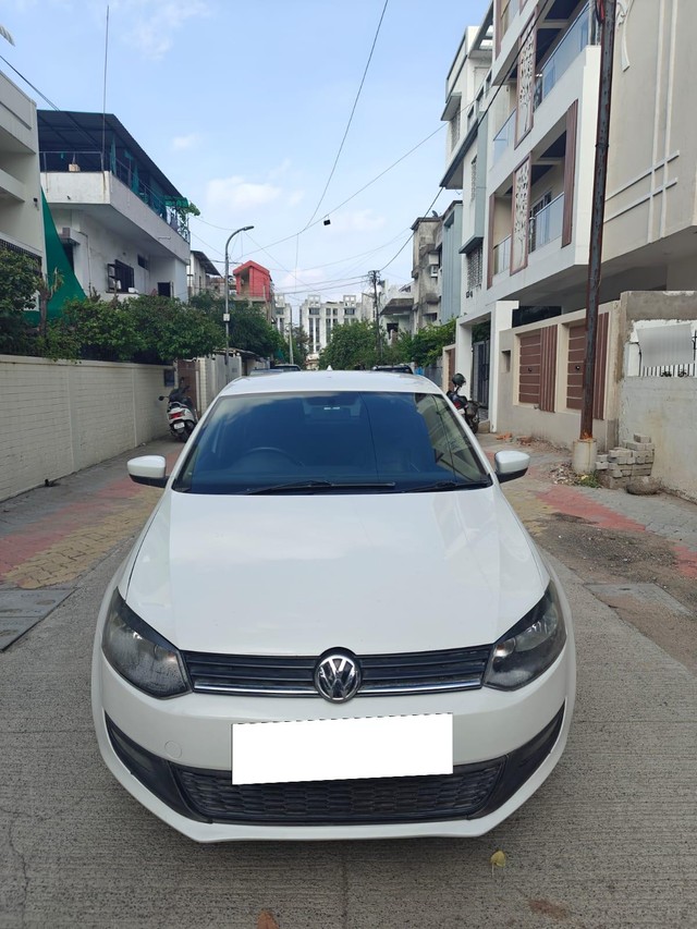 Second-hand 2013 Volkswagen Polo Petrol Highline 1.2L for sale in Nagpur-5