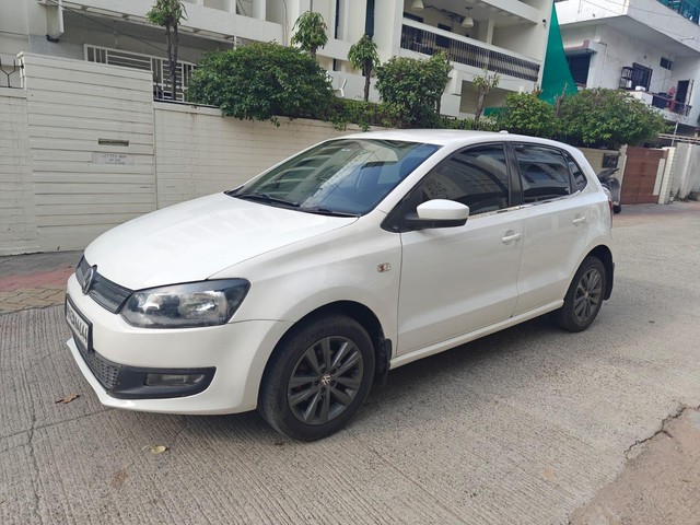 Second-hand 2013 Volkswagen Polo Petrol Highline 1.2L for sale in Nagpur-3