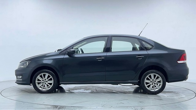 Second-hand 2015 Volkswagen Vento Petrol Highline AT for sale in Gurgaon-6