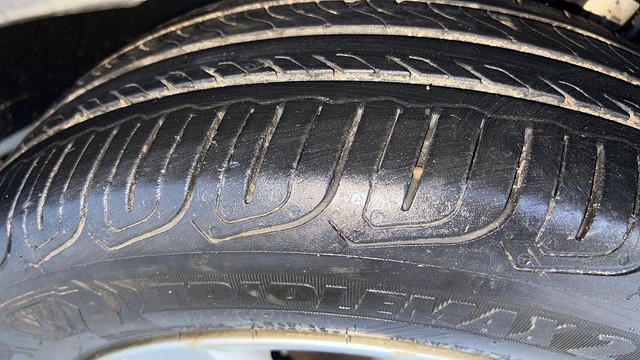 Second-hand 2015 Volkswagen Vento Petrol Highline AT for sale in Gurgaon-26