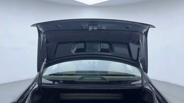 Second-hand 2015 Volkswagen Vento Petrol Highline AT for sale in Gurgaon-30