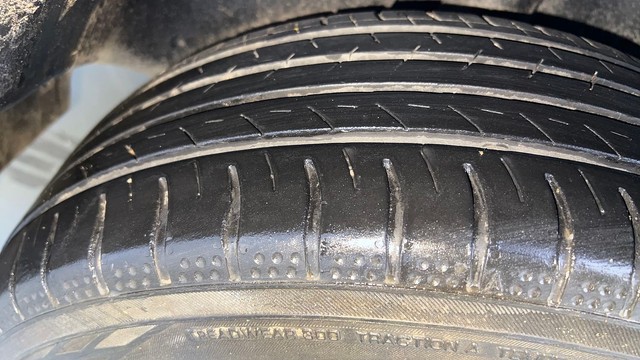 Second-hand 2015 Volkswagen Vento Petrol Highline AT for sale in Gurgaon-31