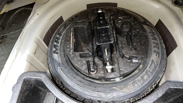 Second-hand 2015 Volkswagen Vento Petrol Highline AT for sale in Gurgaon-21