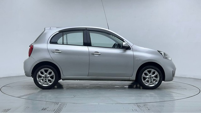 Second-hand 2016 Nissan Micra XV for sale in Ghaziabad-2