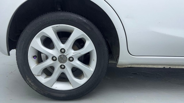 Second-hand 2016 Nissan Micra XV for sale in Ghaziabad-18