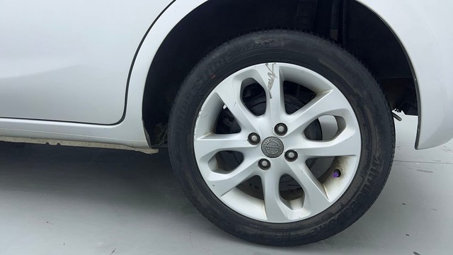 Second-hand 2016 Nissan Micra XV for sale in Ghaziabad-19