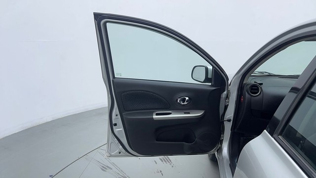 Second-hand 2016 Nissan Micra XV for sale in Ghaziabad-30