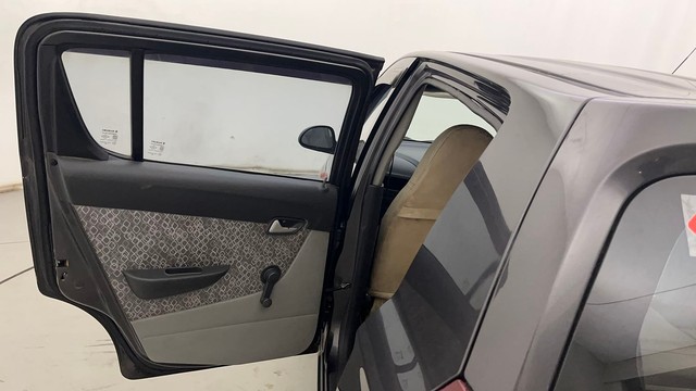 Second-hand 2017 Maruti Suzuki Alto 800 LXi for sale in Visakhapatnam-25