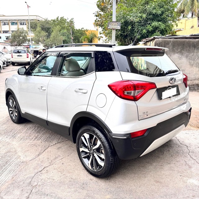 Second-hand 2020 Mahindra XUV300 W8 Option Diesel BSVI for sale in Aurangabad-3
