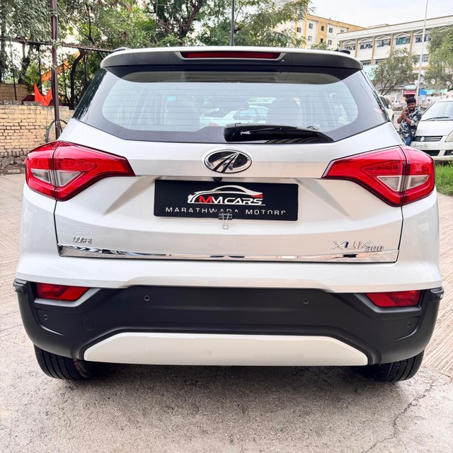 Second-hand 2020 Mahindra XUV300 W8 Option Diesel BSVI for sale in Aurangabad-2