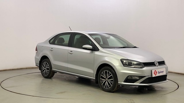 Second-hand 2022 Volkswagen Vento 1.0 TSI Highline for sale in Kolkata-1