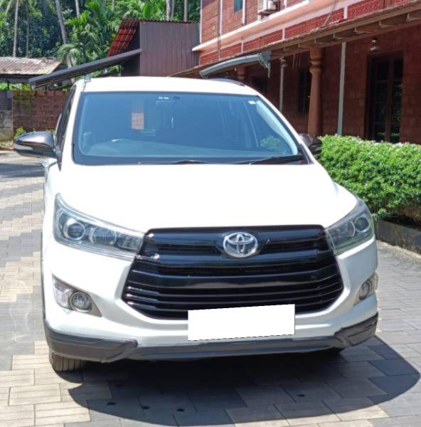 Used Toyota Innova Crysta Touring Sport 2.7 AT BSIV Car in Kozhikode ...
