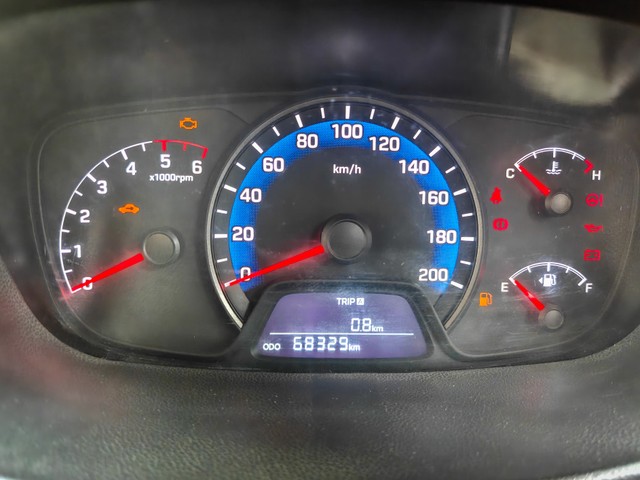 Second-hand 2014 Hyundai Xcent 1.1 CRDi S Option for sale in Nagpur-6