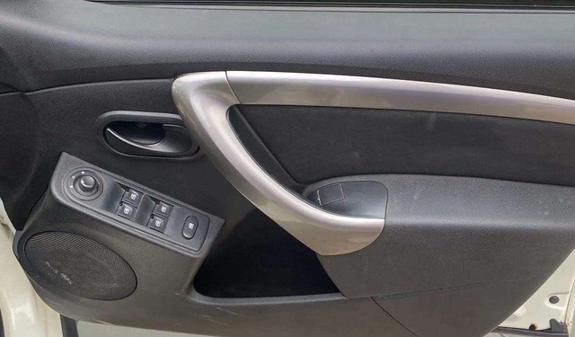 Second-hand 2021 Renault Duster RXS for sale in Ahmedabad-16