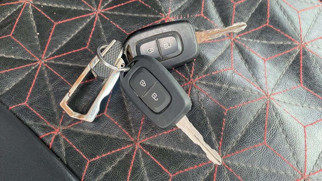 Second-hand 2021 Renault Duster RXS for sale in Ahmedabad-18