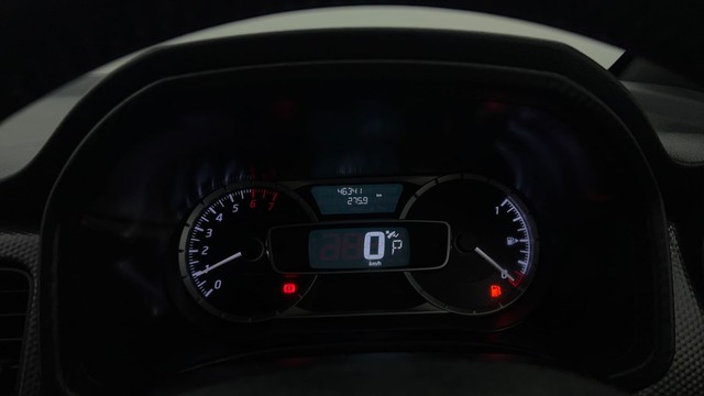 Second-hand 2022 Nissan Kicks 1.3 Turbo XV for sale in Noida-13