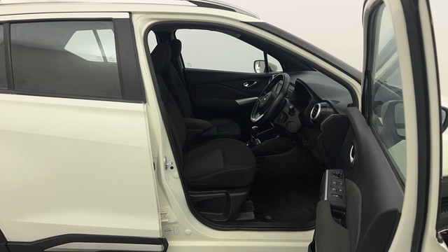 Second-hand 2022 Nissan Kicks 1.3 Turbo XV for sale in Noida-15