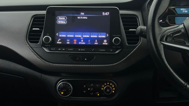 Second-hand 2022 Nissan Kicks 1.3 Turbo XV for sale in Noida-24