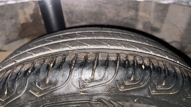 Second-hand 2014 Honda Amaze S i-VTEC for sale in Bangalore-33