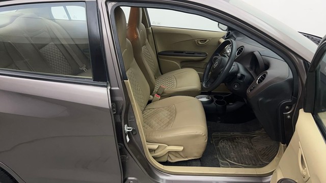 Second-hand 2014 Honda Amaze S i-VTEC for sale in Bangalore-15
