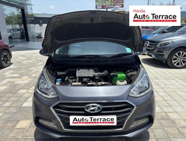 Second-hand 2022 Hyundai Aura SX for sale in Chennai-6