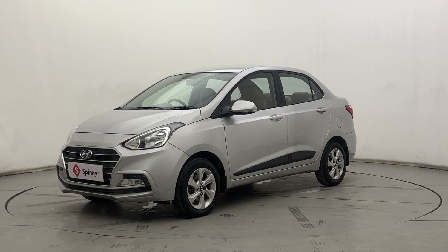 used-hyundai-xcent-petrol-car-in-hyderabad-2018-model-find-best