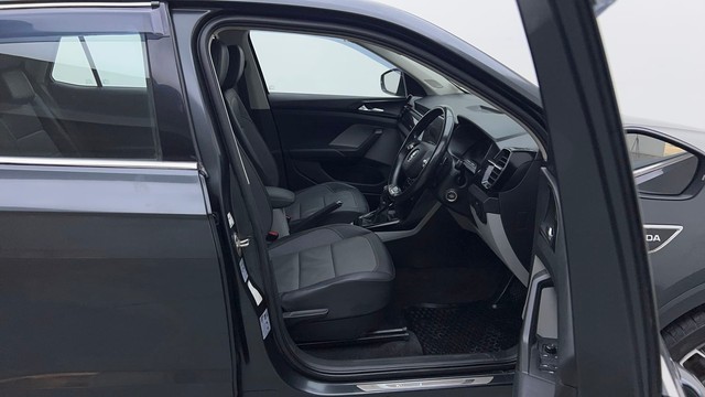 Second-hand 2022 Skoda Kushaq 1.5 TSI Style DSG for sale in New Delhi-15