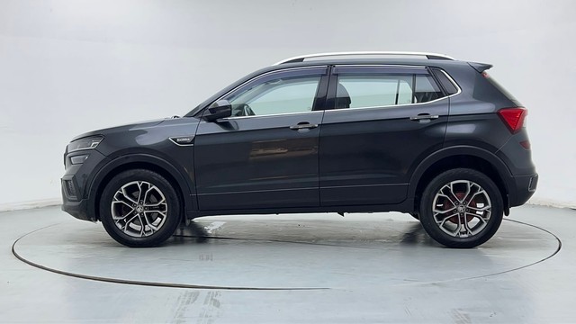 Second-hand 2022 Skoda Kushaq 1.5 TSI Style DSG for sale in New Delhi-6