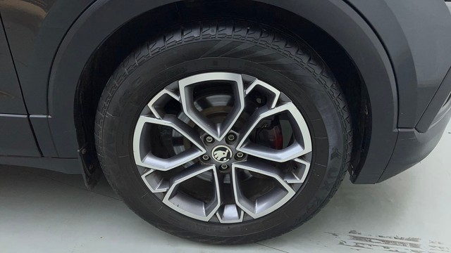 Second-hand 2022 Skoda Kushaq 1.5 TSI Style DSG for sale in New Delhi-17