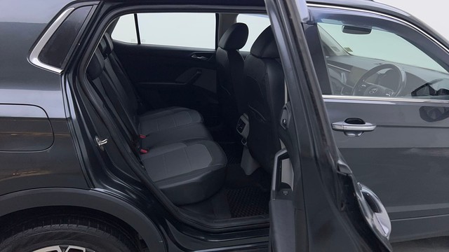 Second-hand 2022 Skoda Kushaq 1.5 TSI Style DSG for sale in New Delhi-31