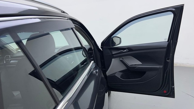 Second-hand 2022 Skoda Kushaq 1.5 TSI Style DSG for sale in New Delhi-16