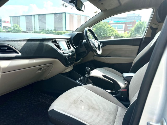 Second-hand 2017 Hyundai Verna 1.6 CRDi SX for sale in Chandigarh-2