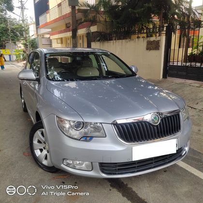 2010 Skoda Superb 1.8 TSI MT